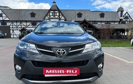 Toyota RAV4, 2013 год, 1 650 000 рублей, 3 фотография