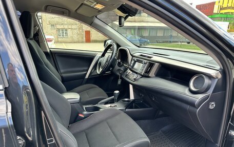 Toyota RAV4, 2013 год, 1 650 000 рублей, 18 фотография
