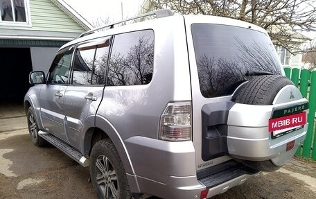 Mitsubishi Pajero IV, 2011 год, 1 680 000 рублей, 4 фотография