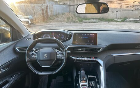 Peugeot 5008 II, 2018 год, 1 900 000 рублей, 11 фотография