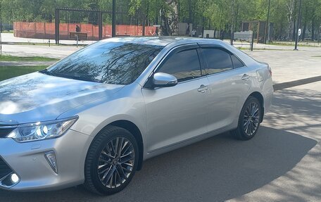 Toyota Camry, 2015 год, 2 000 000 рублей, 6 фотография