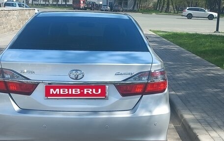 Toyota Camry, 2015 год, 2 000 000 рублей, 9 фотография