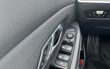 BMW 3 серия, 2020 год, 3 600 000 рублей, 30 фотография