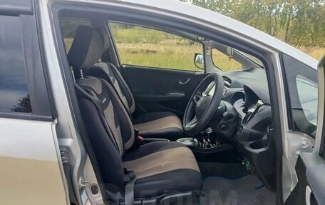 Honda Fit III, 2011 год, 690 000 рублей, 13 фотография