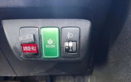 Honda Fit III, 2011 год, 690 000 рублей, 20 фотография
