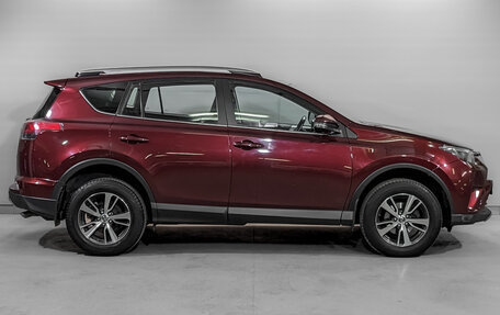 Toyota RAV4, 2017 год, 2 350 000 рублей, 4 фотография