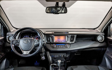Toyota RAV4, 2017 год, 2 350 000 рублей, 14 фотография