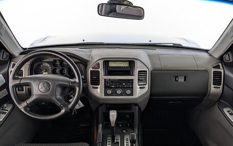 Mitsubishi Pajero IV, 2006 год, 1 290 000 рублей, 14 фотография