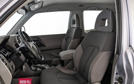 Mitsubishi Pajero IV, 2006 год, 1 290 000 рублей, 20 фотография