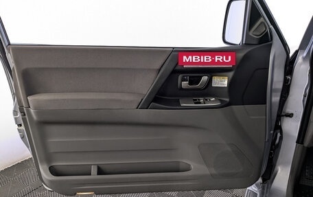 Mitsubishi Pajero IV, 2006 год, 1 290 000 рублей, 19 фотография