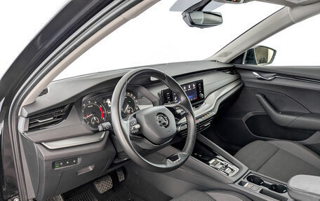 Skoda Octavia IV, 2021 год, 2 025 000 рублей, 16 фотография