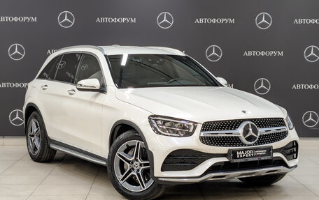 Mercedes-Benz GLC, 2022 год, 6 390 000 рублей, 3 фотография