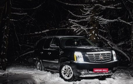 Cadillac Escalade III, 2008 год, 1 600 000 рублей, 3 фотография