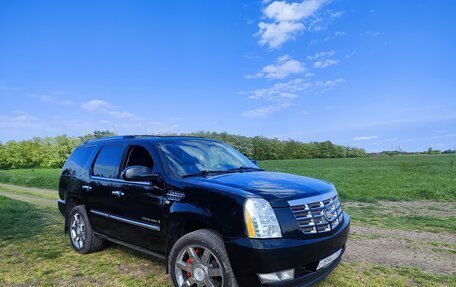 Cadillac Escalade III, 2008 год, 1 600 000 рублей, 9 фотография