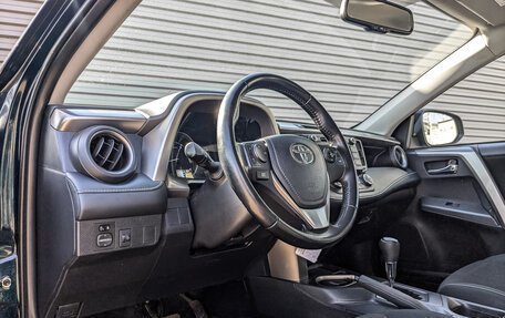 Toyota RAV4, 2018 год, 2 350 000 рублей, 16 фотография