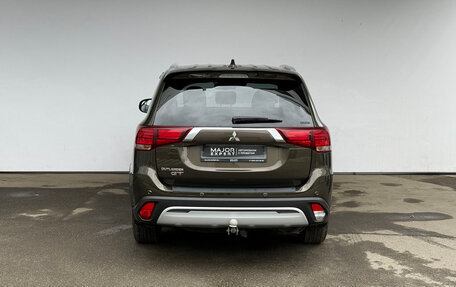 Mitsubishi Outlander III рестайлинг 3, 2020 год, 2 950 000 рублей, 23 фотография