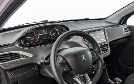 Peugeot 2008 II, 2014 год, 899 000 рублей, 15 фотография