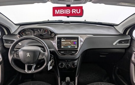 Peugeot 2008 II, 2014 год, 899 000 рублей, 14 фотография