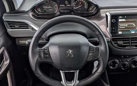 Peugeot 2008 II, 2014 год, 899 000 рублей, 22 фотография