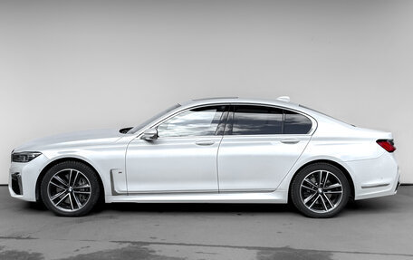 BMW 7 серия, 2019 год, 6 180 000 рублей, 8 фотография