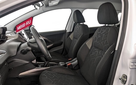 Peugeot 2008 II, 2014 год, 899 000 рублей, 20 фотография