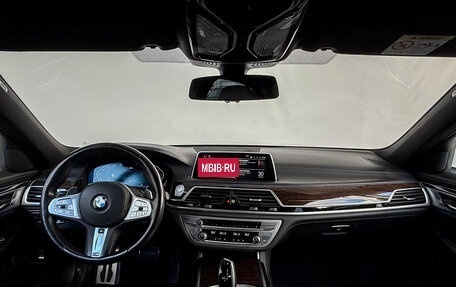 BMW 7 серия, 2019 год, 6 180 000 рублей, 13 фотография