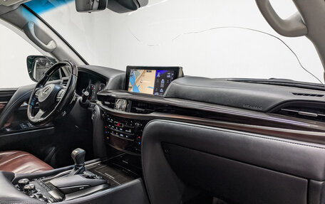 Lexus LX III, 2017 год, 8 350 000 рублей, 13 фотография
