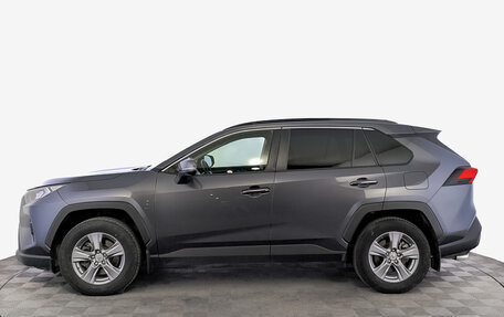 Toyota RAV4, 2022 год, 3 850 000 рублей, 8 фотография