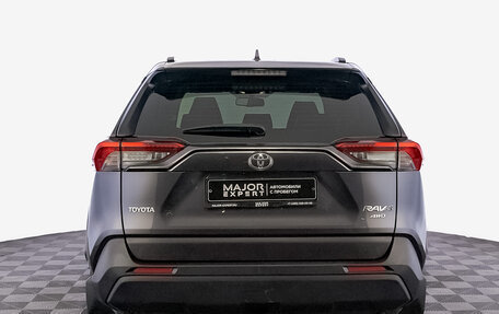 Toyota RAV4, 2022 год, 3 850 000 рублей, 6 фотография