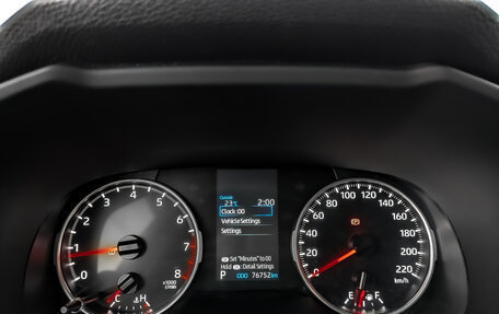 Toyota RAV4, 2022 год, 3 850 000 рублей, 16 фотография