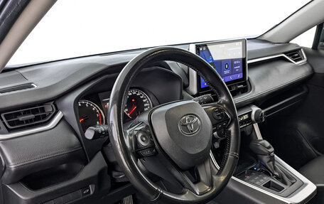 Toyota RAV4, 2022 год, 3 850 000 рублей, 15 фотография