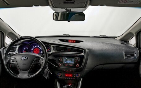 KIA cee'd III, 2017 год, 1 390 000 рублей, 22 фотография