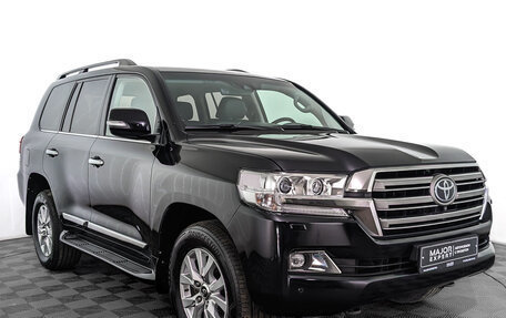 Toyota Land Cruiser 200, 2018 год, 7 350 000 рублей, 3 фотография