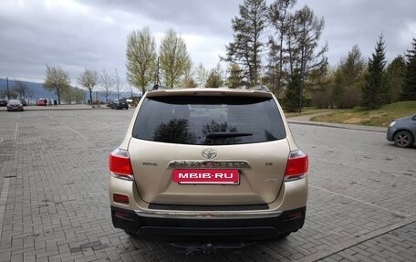 Toyota Highlander III, 2012 год, 2 650 000 рублей, 3 фотография