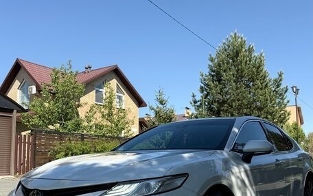 Toyota Camry, 2021 год, 3 000 000 рублей, 3 фотография