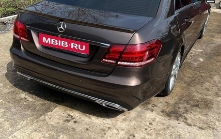 Mercedes-Benz E-Класс, 2013 год, 2 300 000 рублей, 3 фотография