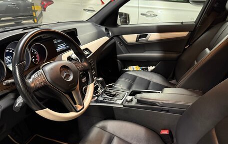 Mercedes-Benz C-Класс, 2012 год, 1 600 000 рублей, 8 фотография