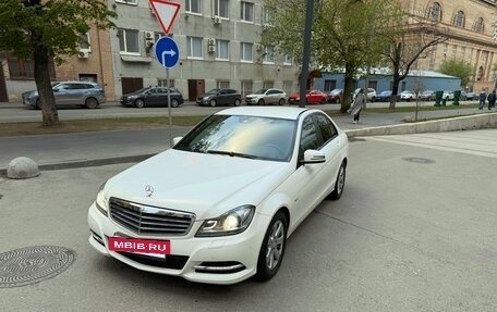 Mercedes-Benz C-Класс, 2012 год, 1 600 000 рублей, 2 фотография