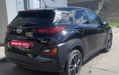 Hyundai Kona I, 2020 год, 1 890 000 рублей, 4 фотография