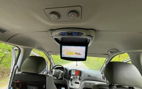 Hyundai Grand Starex Grand Starex I рестайлинг 2, 2011 год, 1 150 000 рублей, 16 фотография