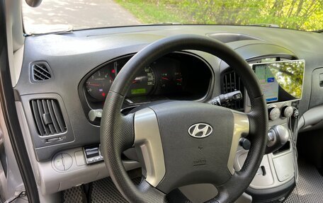 Hyundai Grand Starex Grand Starex I рестайлинг 2, 2011 год, 1 150 000 рублей, 19 фотография