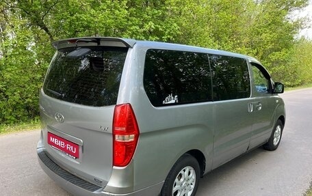 Hyundai Grand Starex Grand Starex I рестайлинг 2, 2011 год, 1 150 000 рублей, 33 фотография