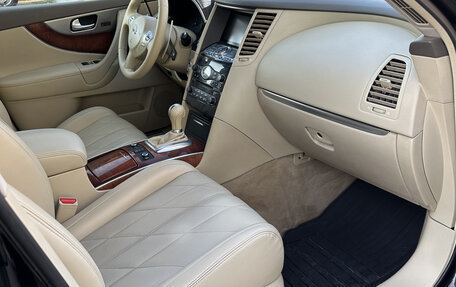 Infiniti FX II, 2011 год, 1 950 000 рублей, 10 фотография