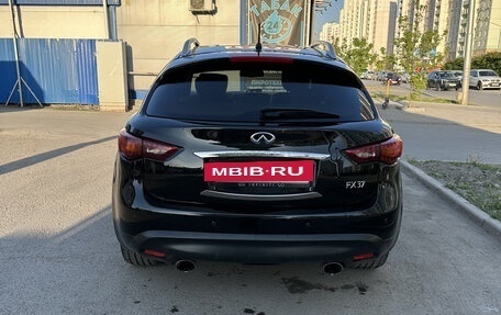 Infiniti FX II, 2011 год, 1 950 000 рублей, 5 фотография