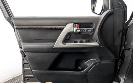 Toyota Land Cruiser 200, 2012 год, 3 900 000 рублей, 19 фотография