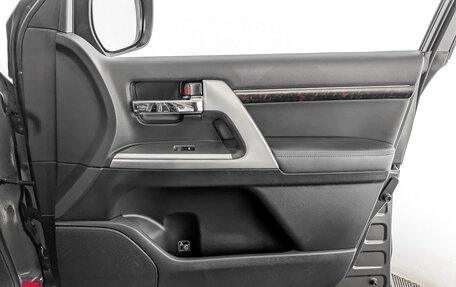 Toyota Land Cruiser 200, 2012 год, 3 900 000 рублей, 27 фотография