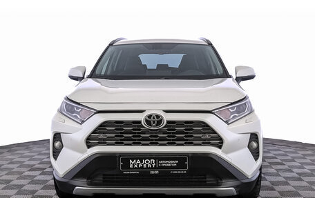 Toyota RAV4, 2020 год, 3 400 000 рублей, 2 фотография