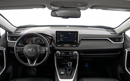 Toyota RAV4, 2020 год, 3 400 000 рублей, 14 фотография