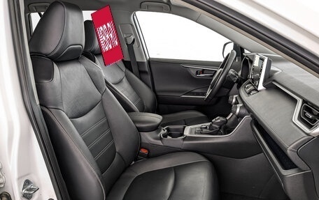 Toyota RAV4, 2020 год, 3 400 000 рублей, 24 фотография