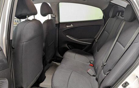 Hyundai Solaris II рестайлинг, 2015 год, 1 180 000 рублей, 15 фотография